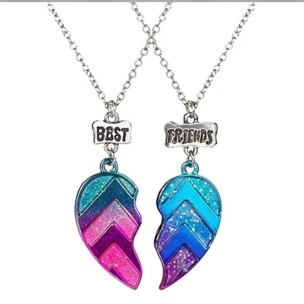 Yijunmca Best Friend Necklaces Half Heart BFF Necklace. NWT!